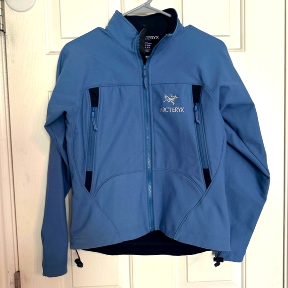 Arc'teryx Jackets & Blazers - Arc'teryx Blue Softshell Jacket